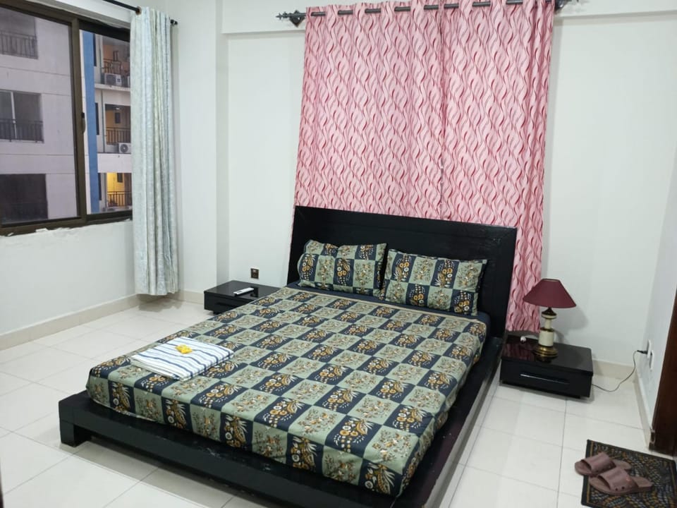 Stylish 3-Bed Premium Retreat 702 Apartment in Islamabad