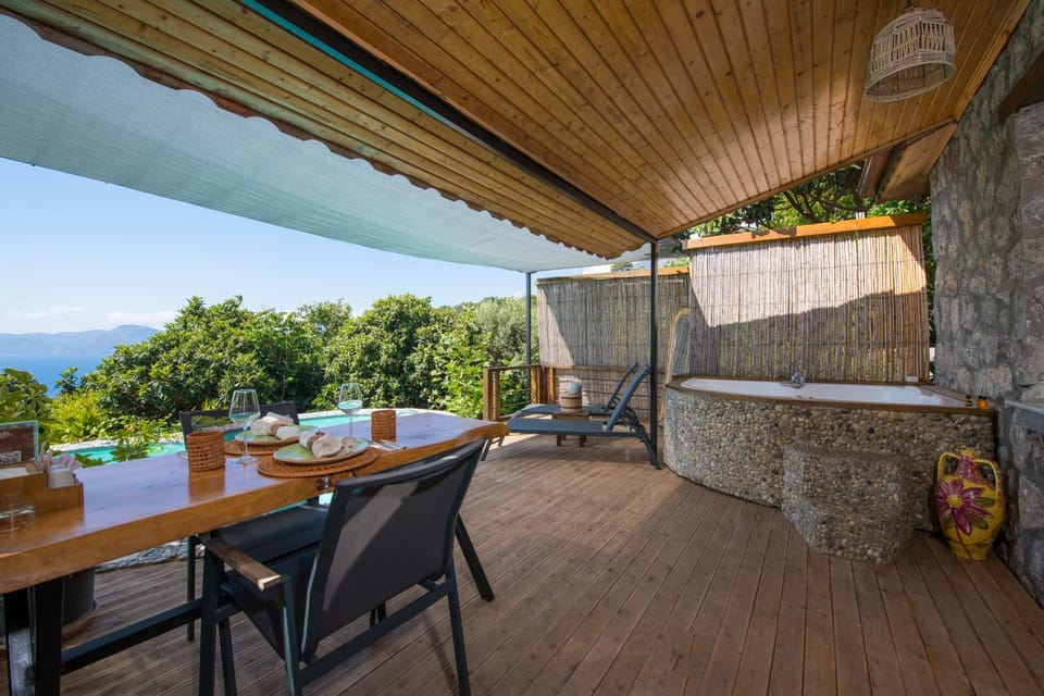 Faralya Yoruk Evi Suite Bed and Breakfast in Muğla Province