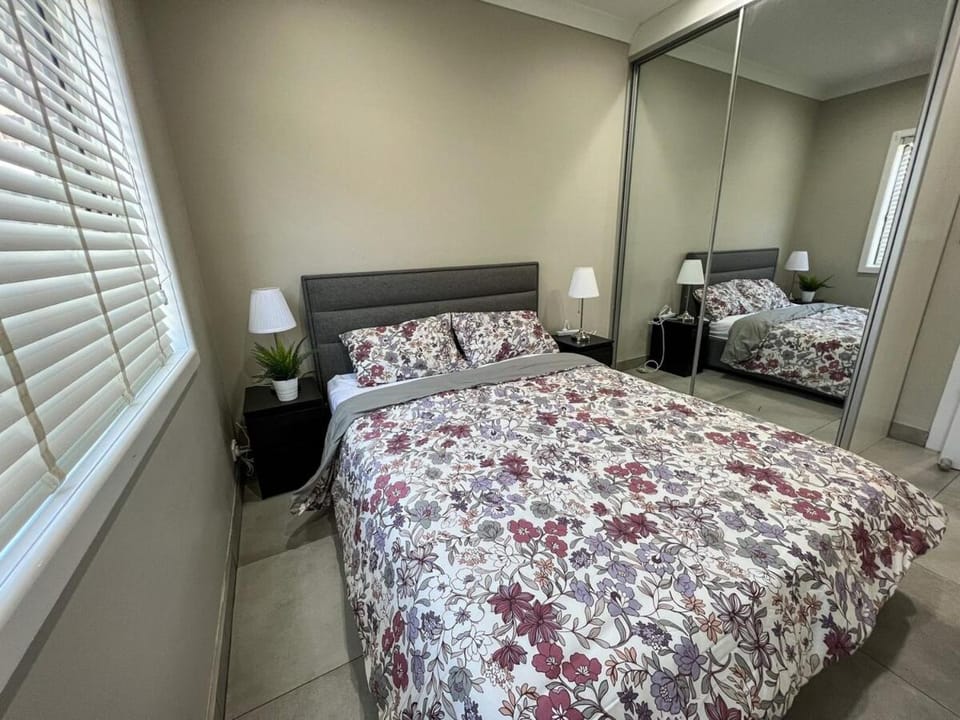2 bedrooms Entire Granny Flat in Werrington House in Sydney