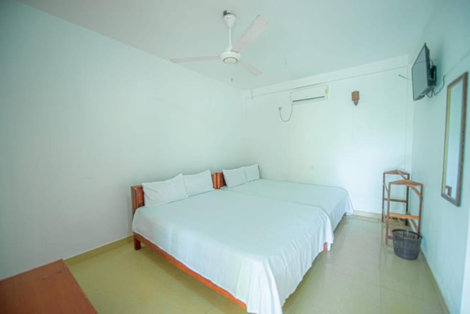 TV and multimedia, Bedroom, air conditioner