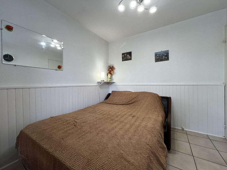 Appartement Studio Cabine - proche plage du Grazel GN400-032 Cabin in Gruissan