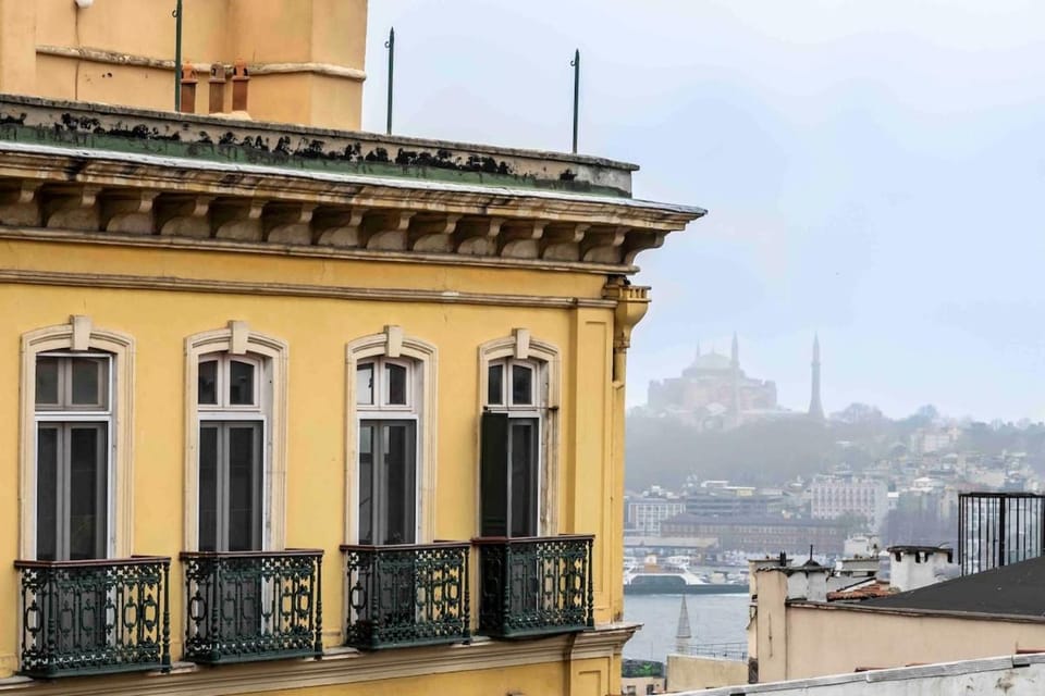 Terrace Home with Tower View Apartment in Istanbul