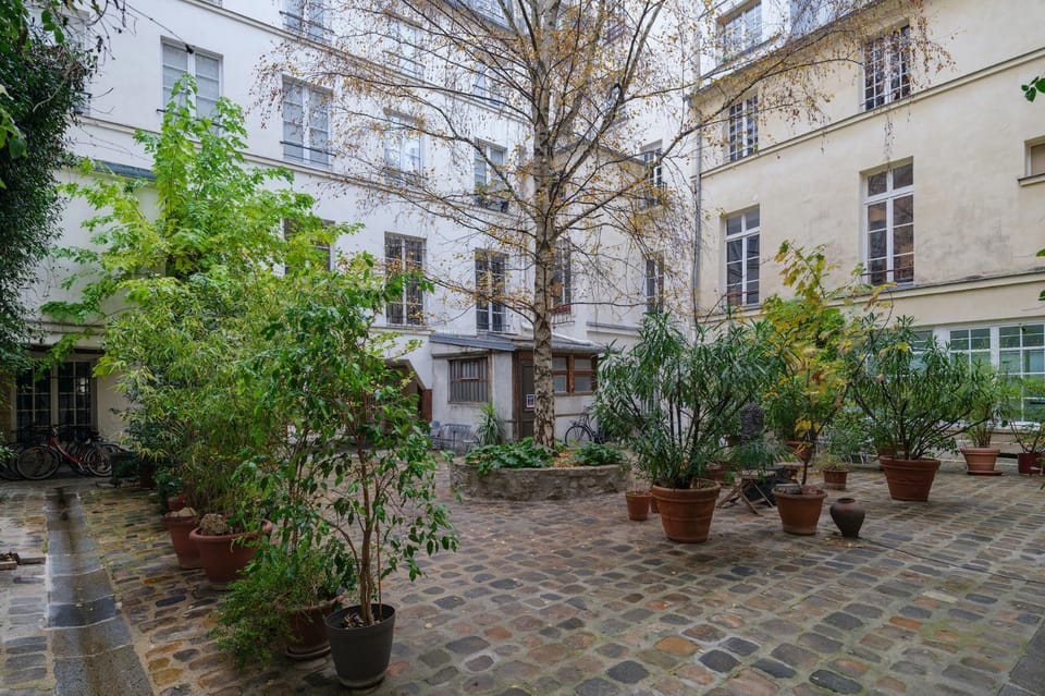 Property building, Garden