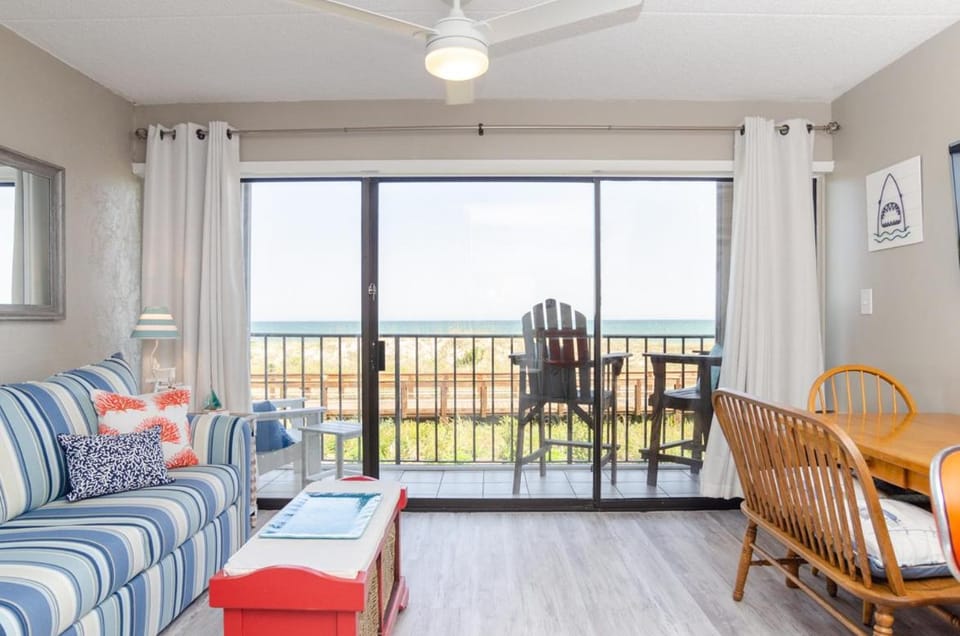 Lime in the Coconut by Bryant Real Estate House in Carolina Beach