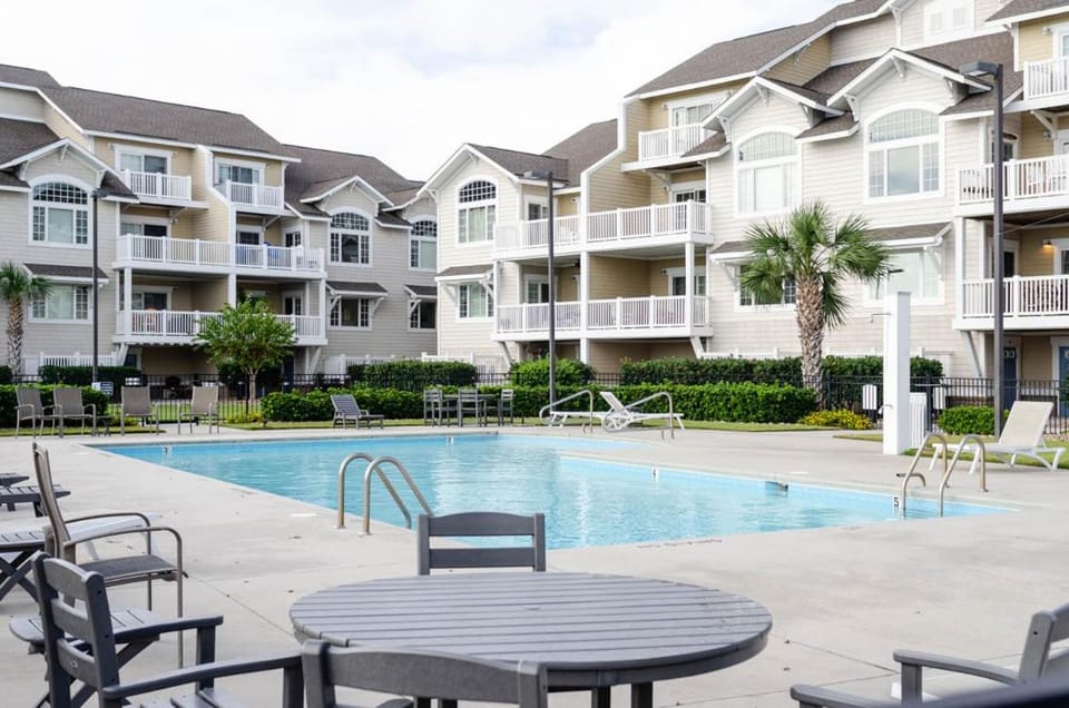License to Chill by Bryant Real Estate House in Carolina Beach