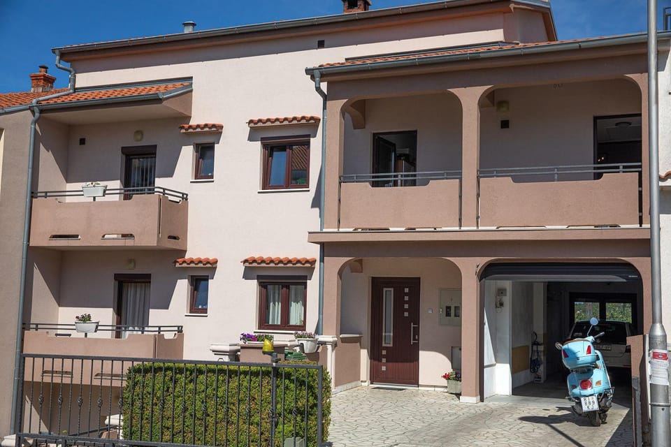 Charmantes Studio mit Meerblick, Bikes, Babybett, Grill Apartment in Crikvenica