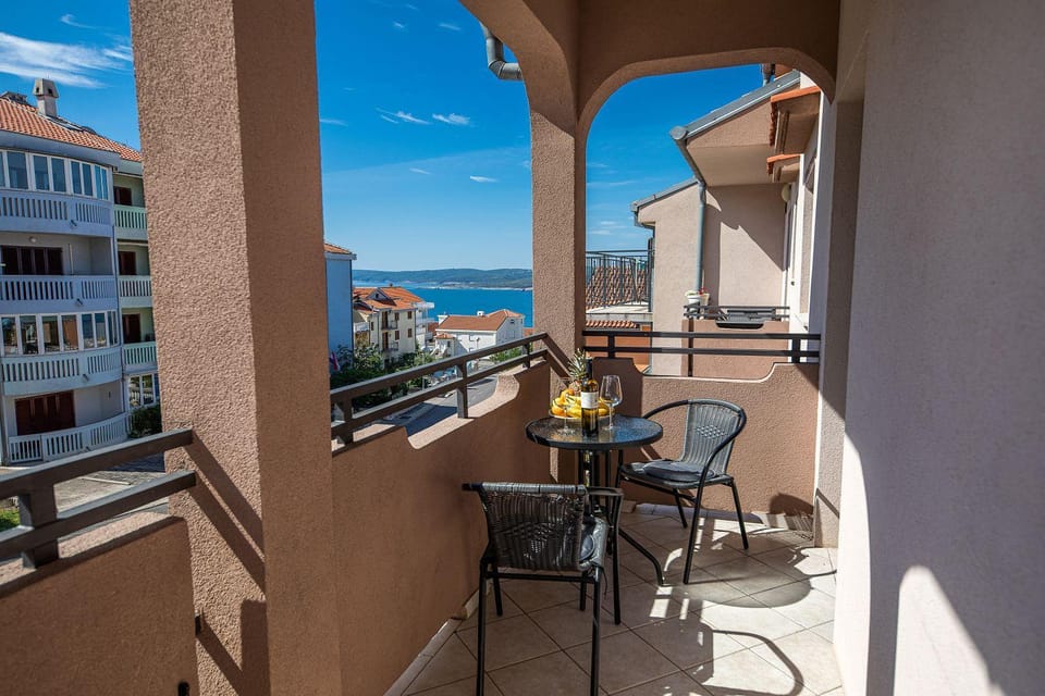 Charmantes Studio mit Meerblick, Bikes, Babybett, Grill Apartment in Crikvenica
