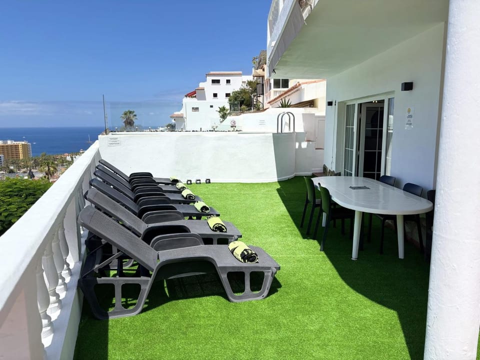 Detached Panoramic sea view Villa close to Siam park, with private swimming pool Villa in Costa Adeje