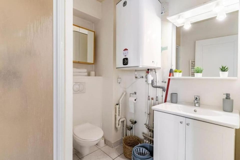 Geneva Green Studio Apartment in Canton of Geneva