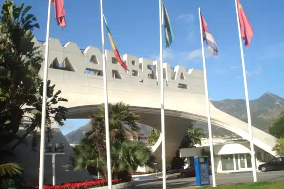 Nearby landmark