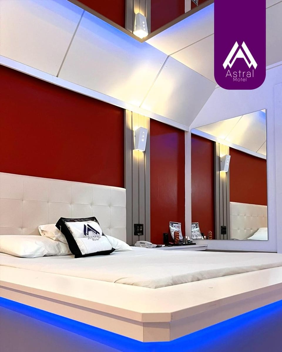 Photo of the whole room, Bedroom, Breakfast