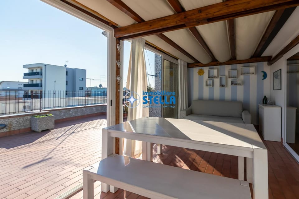Balcony/Terrace, Dining area