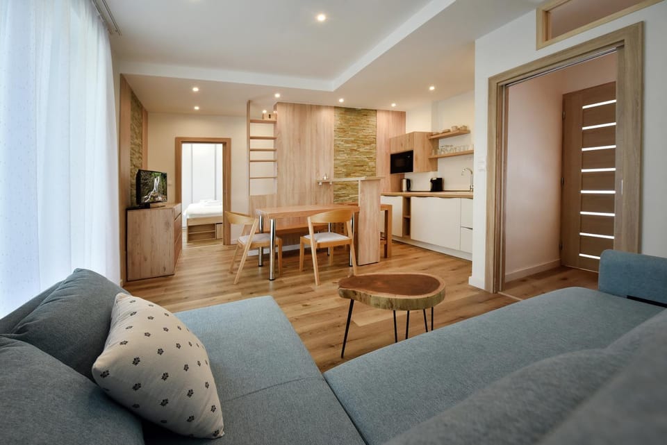 Kitchen or kitchenette, Living room, Seating area, Dining area