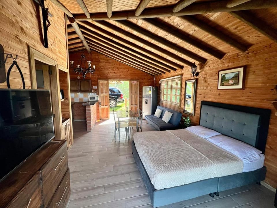 Cabaña Guatapé, WIFI, area de trabajo, muelle privado y acceso directo al lago Villa in Antioquia