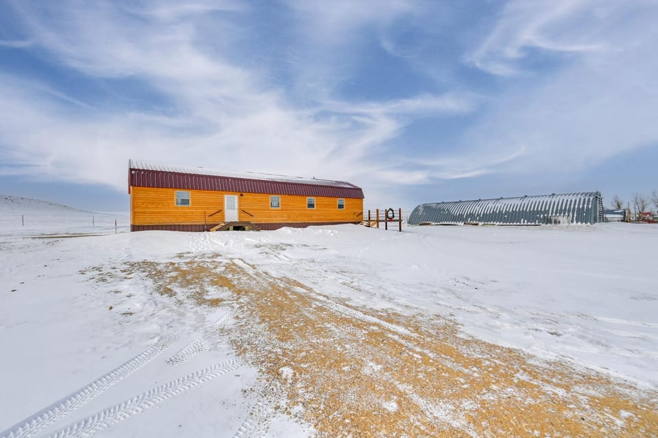 Near Hunting: Cozy Cabin w/ Deck in Grass Range! Cabin in Montana