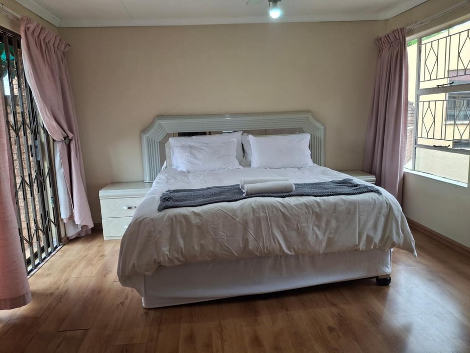 Papillon Guesthouse Apartment in Gauteng