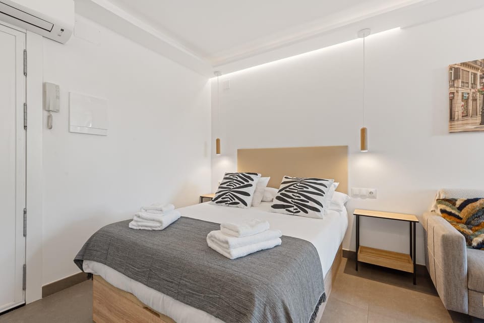 Living room, Bedroom