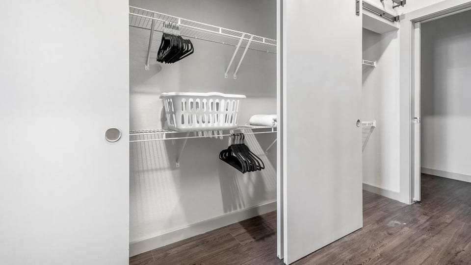 Landing at The Standard in the Heights - 1 Bedroom in Northside Apartment in Harris County