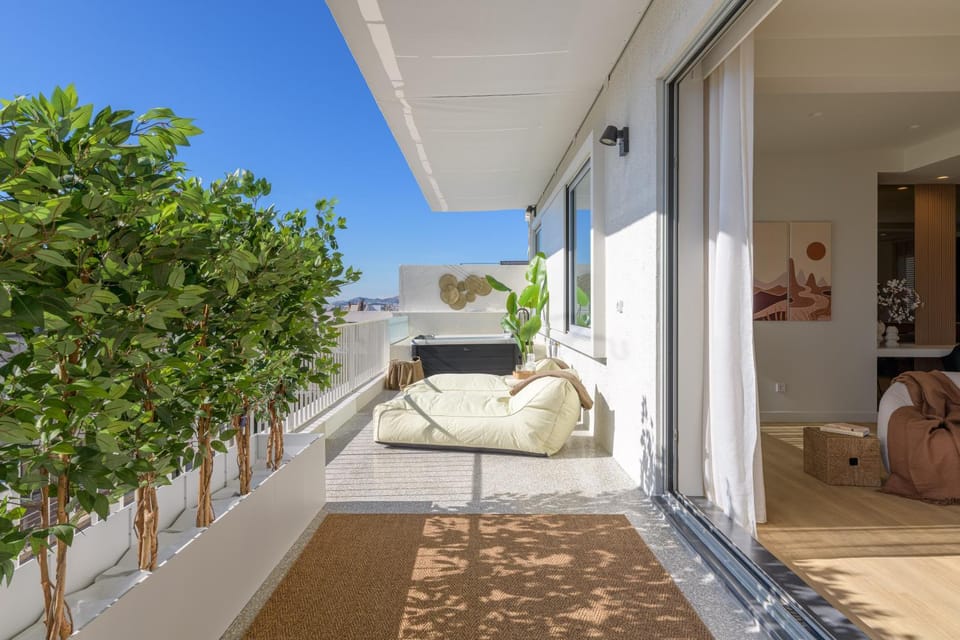 Spring, Day, View (from property/room), Balcony/Terrace, Seating area