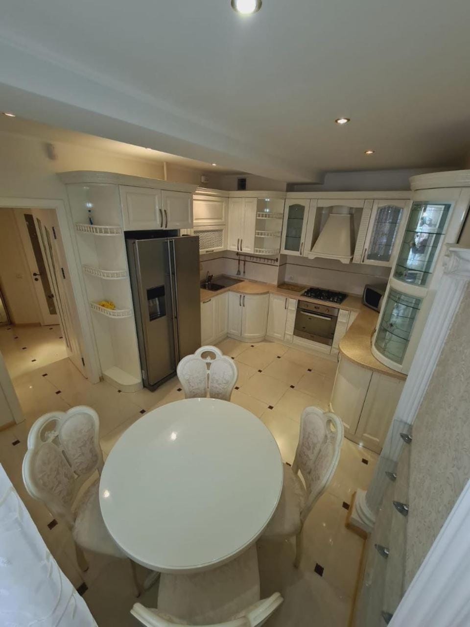 квартира в центре , у парка долина роз ,Молл Apartment in Chișinău