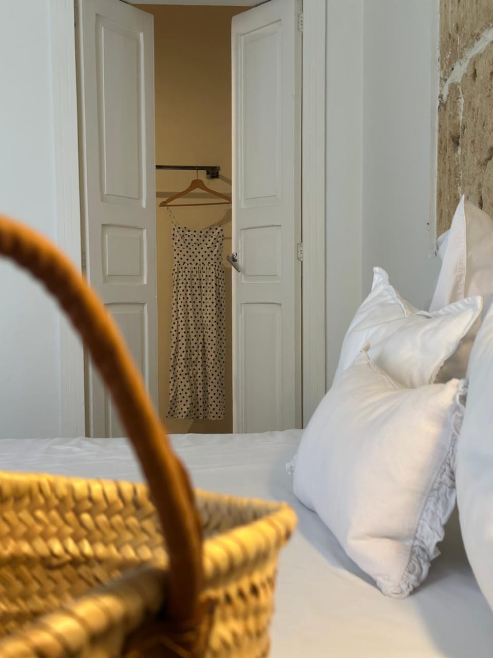F Home Apartment in Noto