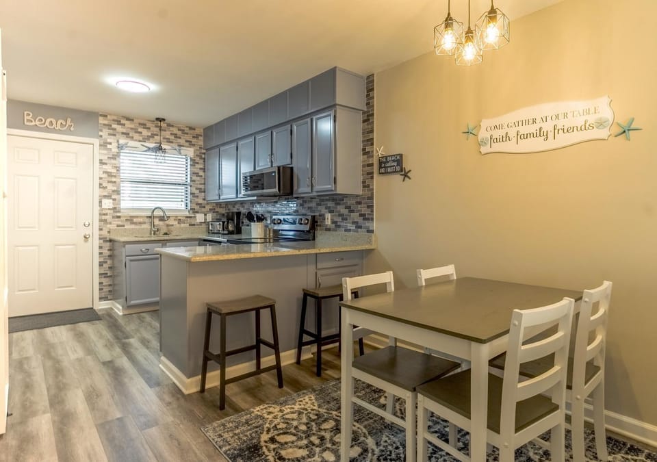 Lani Kai Village 118 by ALBVR - Great location, space and rates! Book today!!! House in West Beach