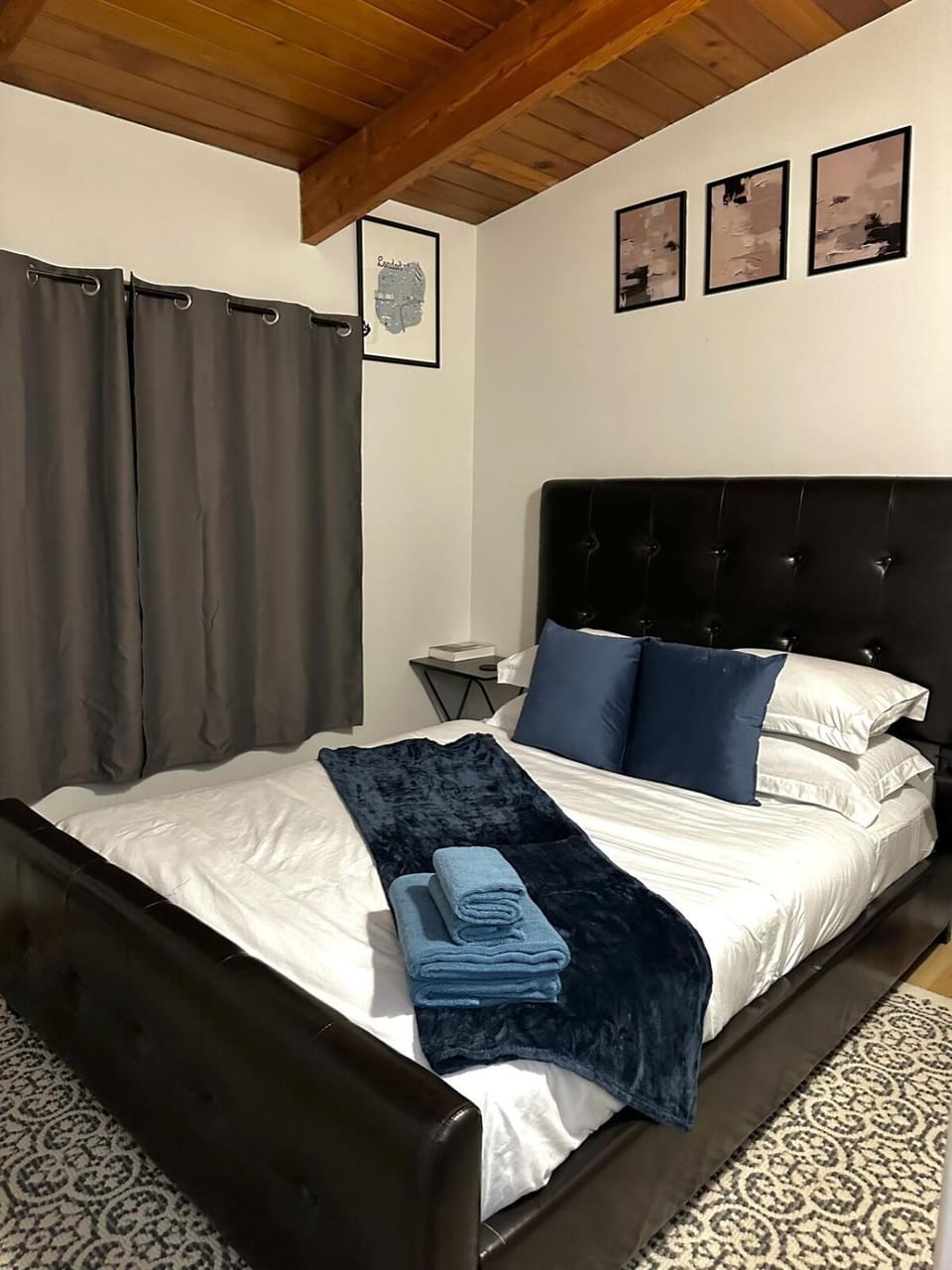 P and N Suites-Newly Renovated Apartment in Edmonton