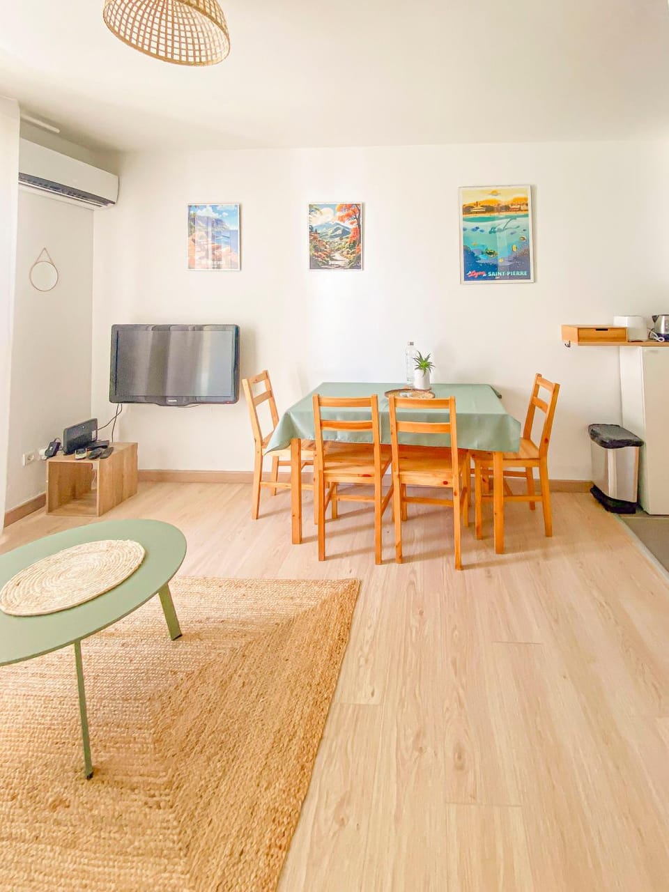 Cosy - 2pers - Proche front de mer - By Sister Home Apartment in Saint-Denis