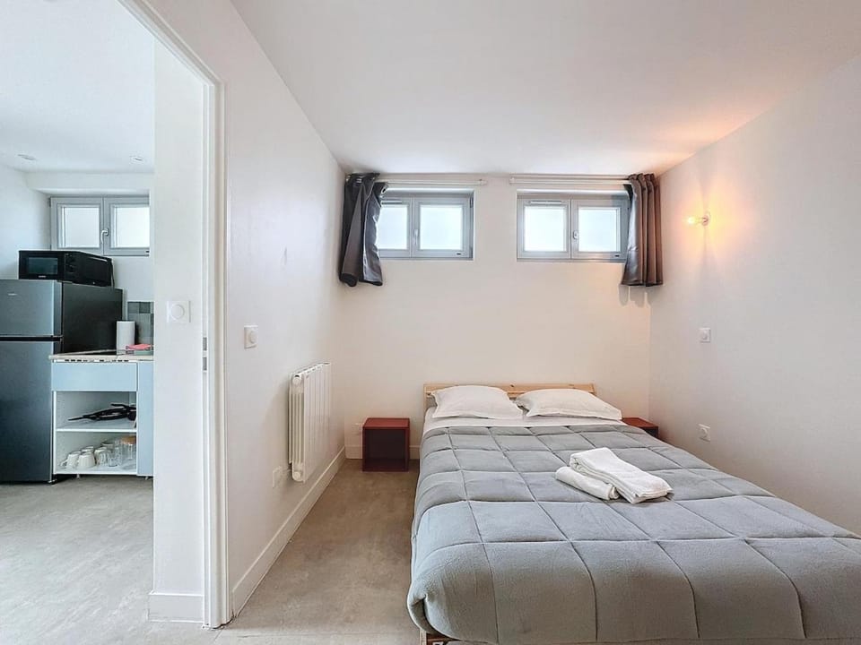 Immeuble idéal groupe - Gare à proximité 19 pers Apartment in Clermont-Ferrand
