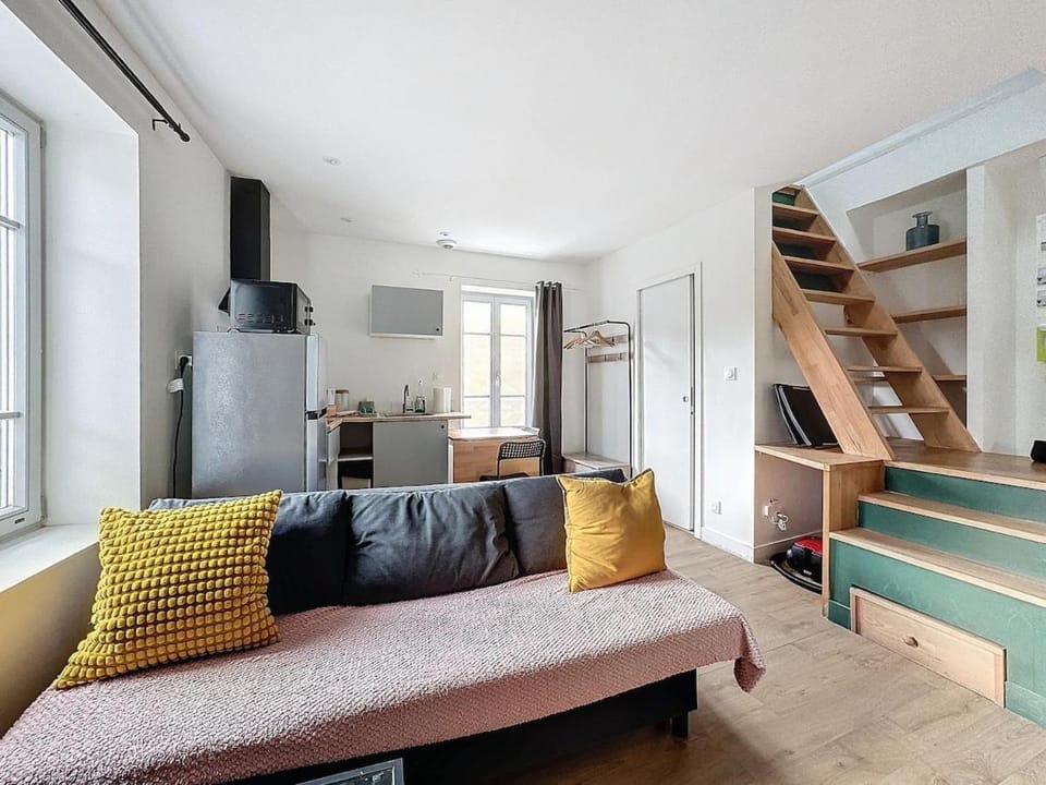 Immeuble idéal groupe - Gare à proximité 19 pers Apartment in Clermont-Ferrand