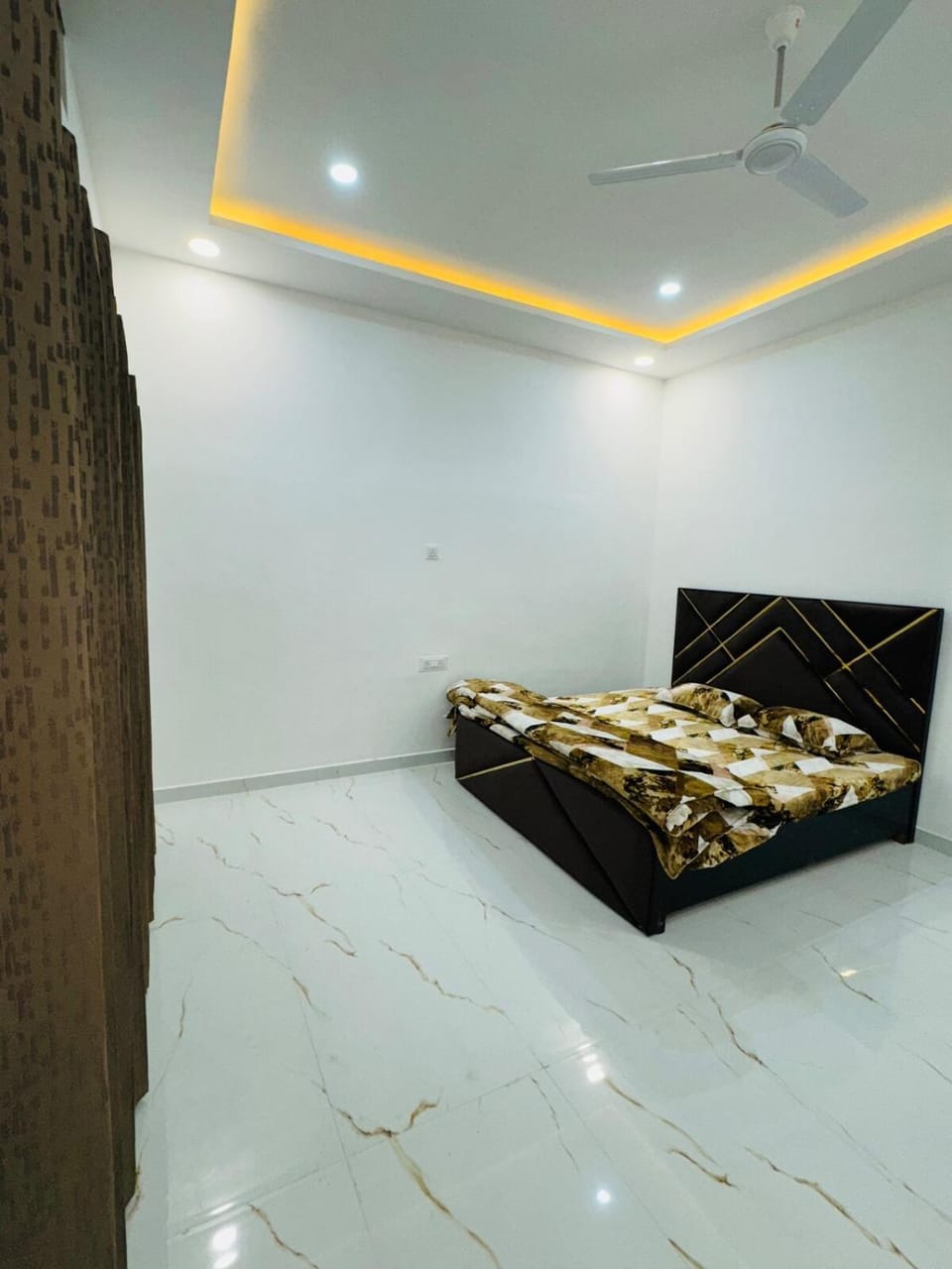 Aarambh - The Comfort Homestay Apartment in Varanasi
