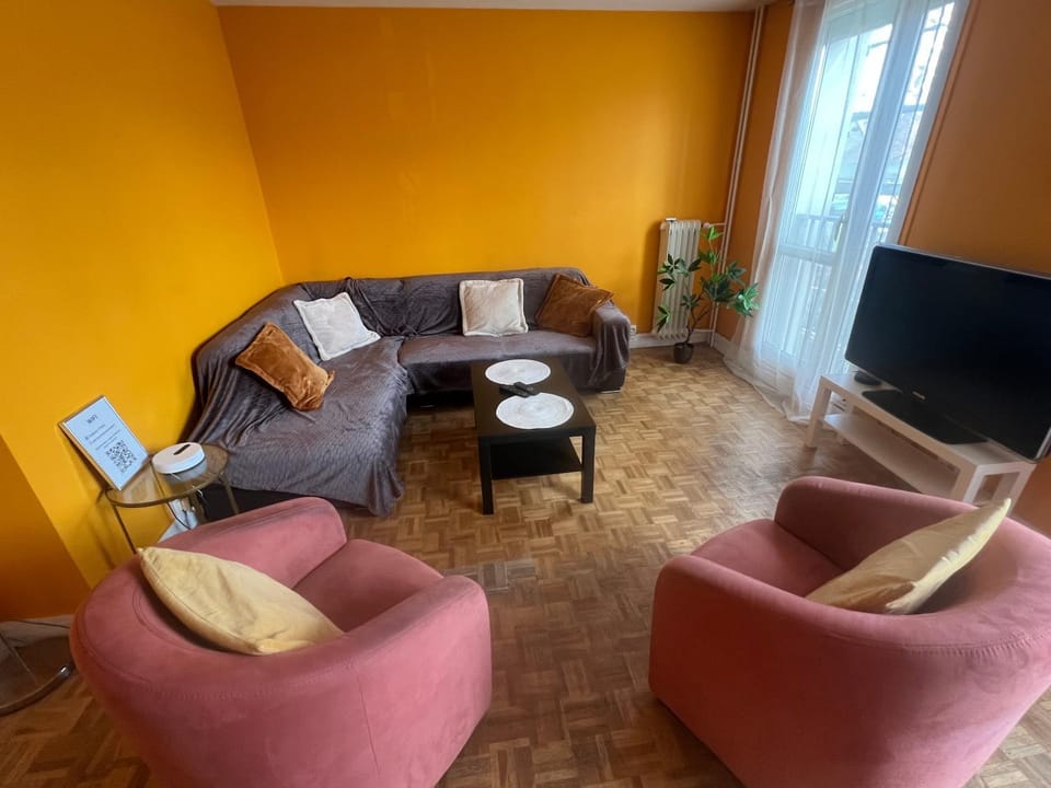 Appartement Aéroport Orly 8 min, ligne 14 Apartment in Chevilly Larue