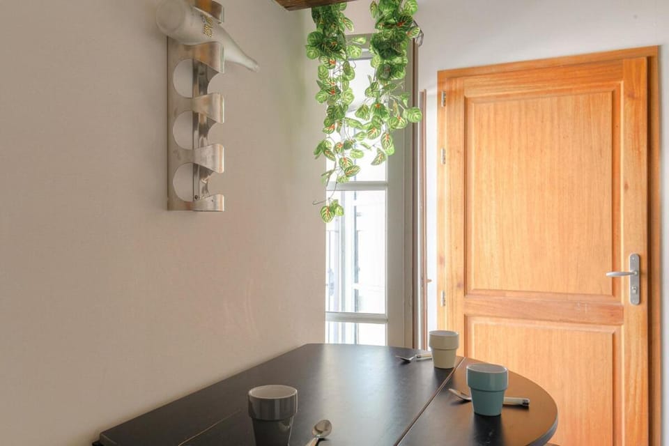 Le Mezza, Studio avec Mezzanine, Hypercentre Apartment in Villefranche-sur-Saone