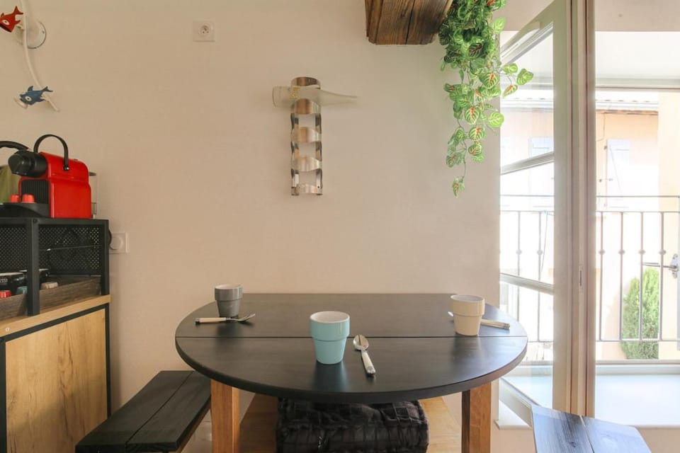 Le Mezza, Studio avec Mezzanine, Hypercentre Apartment in Villefranche-sur-Saone