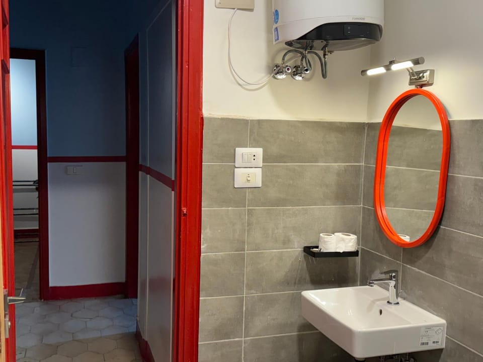 Heart of Downtown Studio Apartment in Cairo