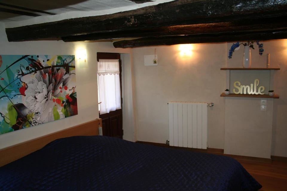 GITE ET CHAMBRES ROQUEBILLIERE Berthemont les bains VESUBIE MERCANTOUR House in Provence-Alpes-Côte d'Azur