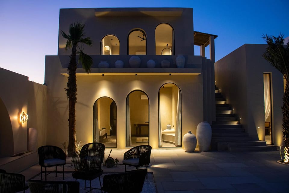 Property building, Night, View (from property/room), Balcony/Terrace
