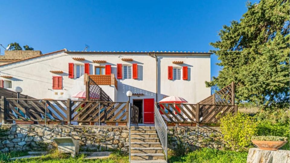 Property building, Garden view