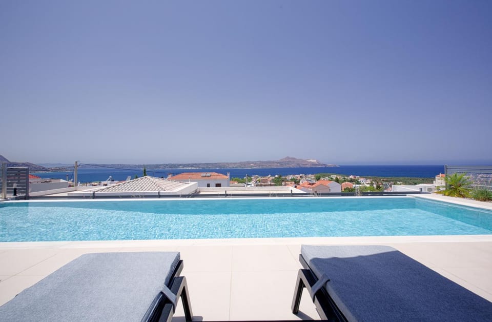 Pool view, Sea view, Swimming pool