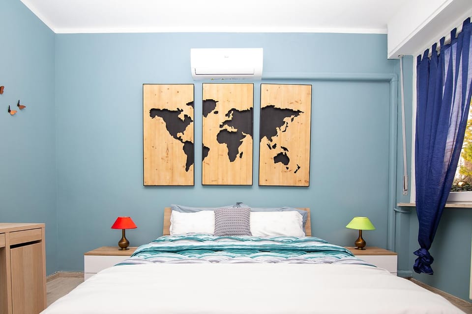 Bed, furniture, air conditioner