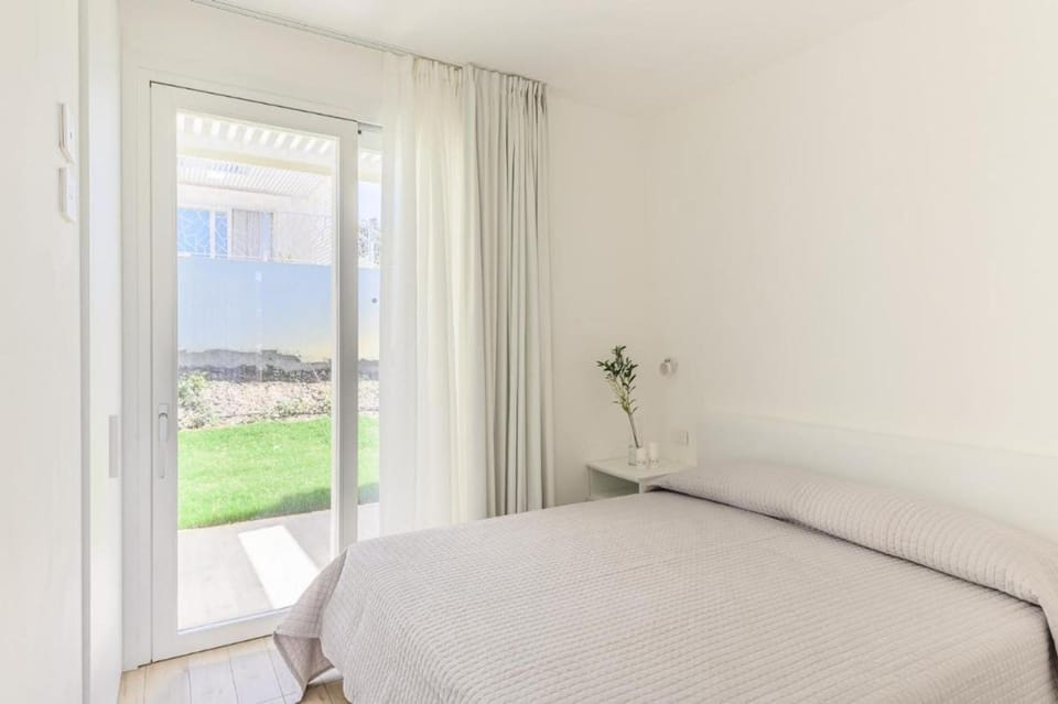 Stunning Capo Falcone Charming Apartments num 5089 Apartment in Stintino
