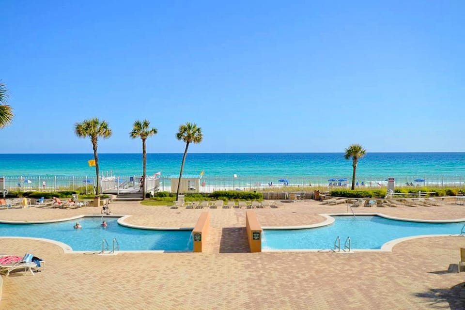 Silver Beach Towers 1003 West House in Destin