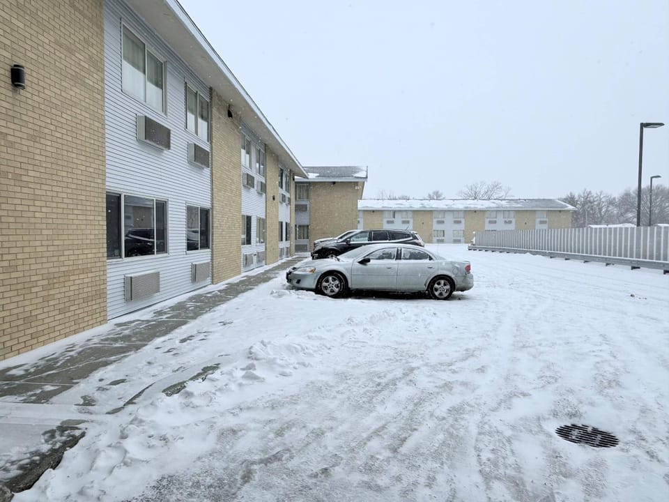 Bison Inn & Suites on University Hotel in Moorhead
