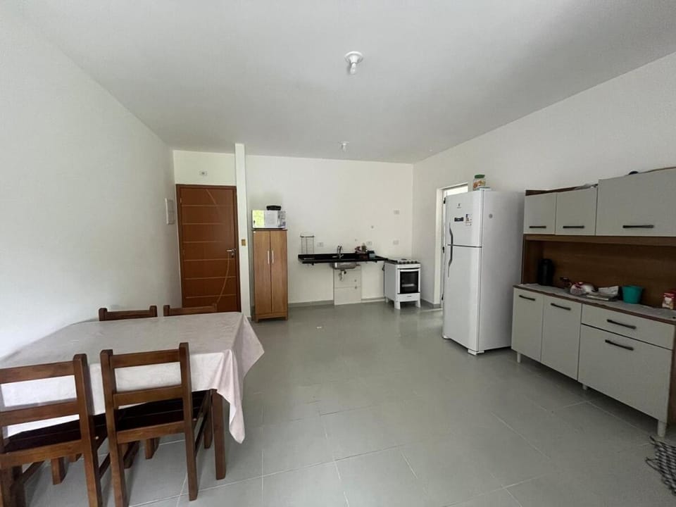 Apartamento 300 metros praia das Toninhas Apartment in State of São Paulo