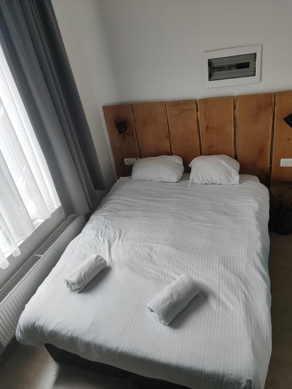 Midi 81 HOSTEL Hostel in Saint-Gilles