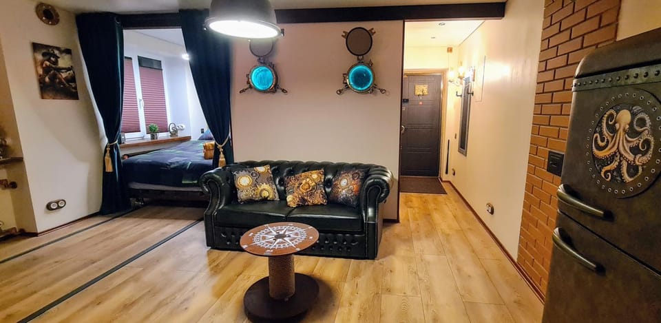 Narva City - Steampunk Apartment in Estonia