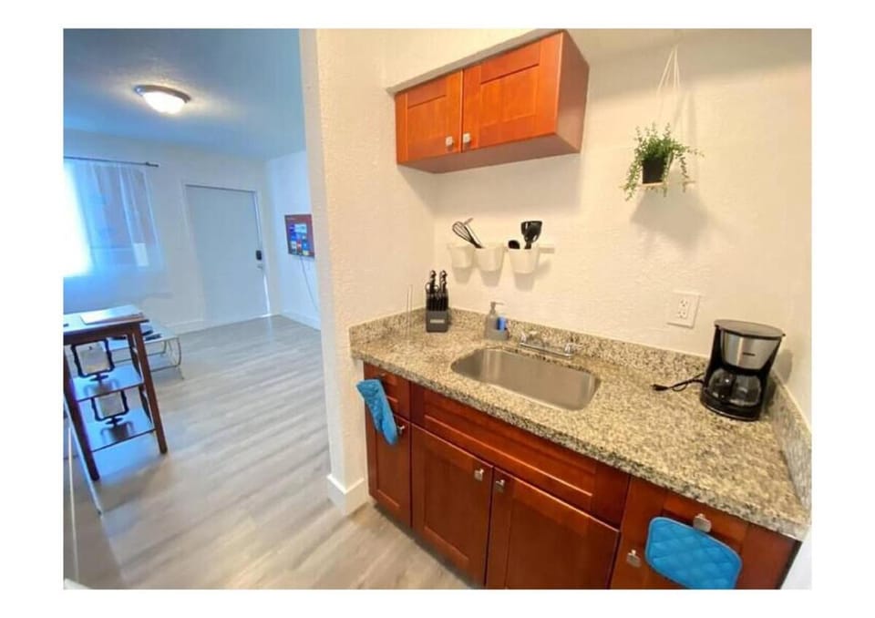 Cozy Place Near Design District - 2 Apartment in Miami