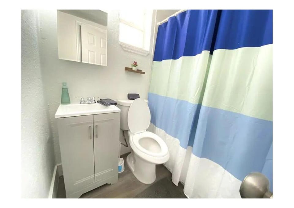 Cozy Place Near Design District - 2 Apartment in Miami