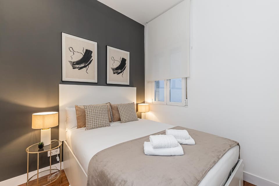 Bed, Bedroom