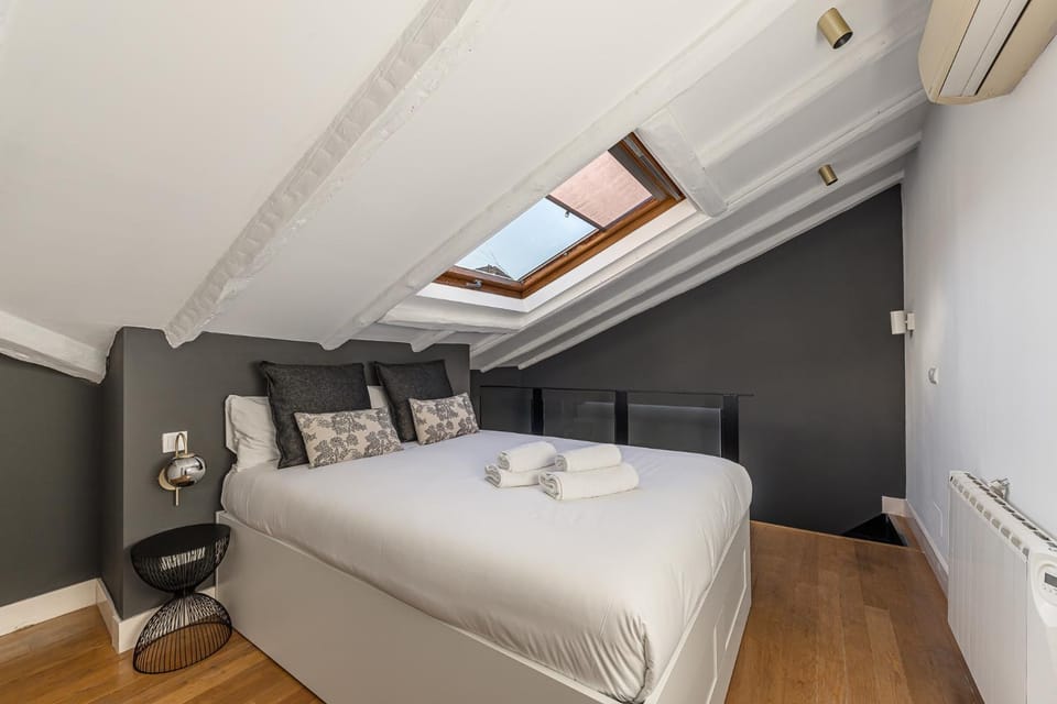 Queen's Las Letras Boutique II - Alojamiento Corta Estancia Apartment in Centro